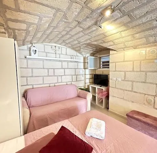 Accogliente Monolocale In Centro Storico アパート バーリ